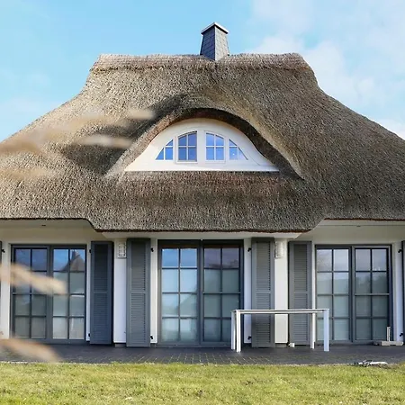 Feriehus Idyllisches Reethaus In Strandnaehe Mit Comfort Fuhlendorf (Mecklenburg-Vorpommern)